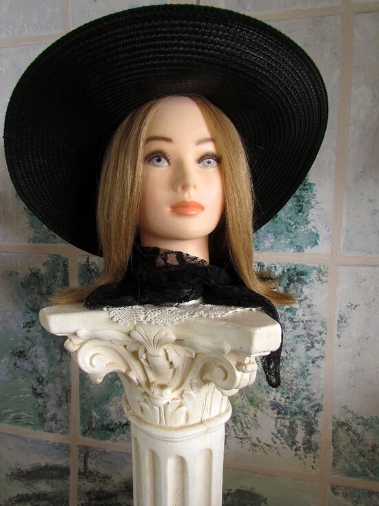BLACK WIDE BRIMMED HAT, ROMANTIC HEROINE PORTRAIT STORYBOOK MYSTERIOUS VINTAGE main image 5